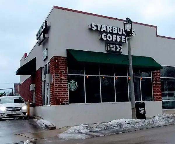 Starbucks-Coffee-Milwaukee-Outside1-600×495 Starbucks Coffee Milwaukee Outside1 600× 495