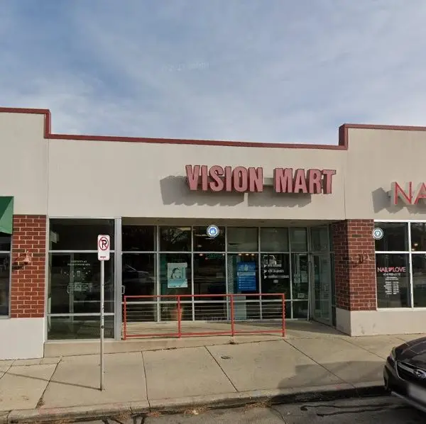 Vision-Mart-Milwaukee-Inside1-600×598 Vision Mart Milwaukee Inside1 600× 598
