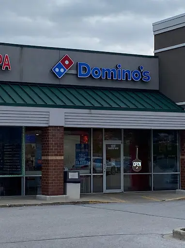 dominos-pizza-outside dominos pizza outside